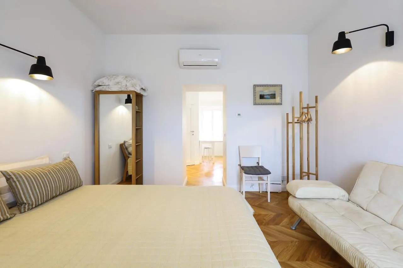 Milan Cozy Apartment